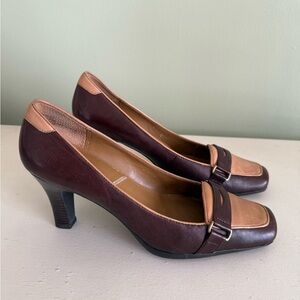 Tahari Women's Elegant Brown and Cream Heels